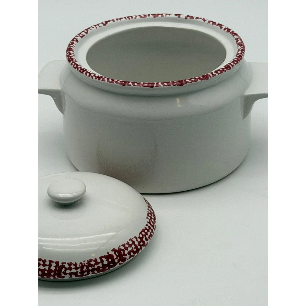 Vintage Style Country Farmhouse Ceramic Apple Casserole Pot and Heart Small Bowl